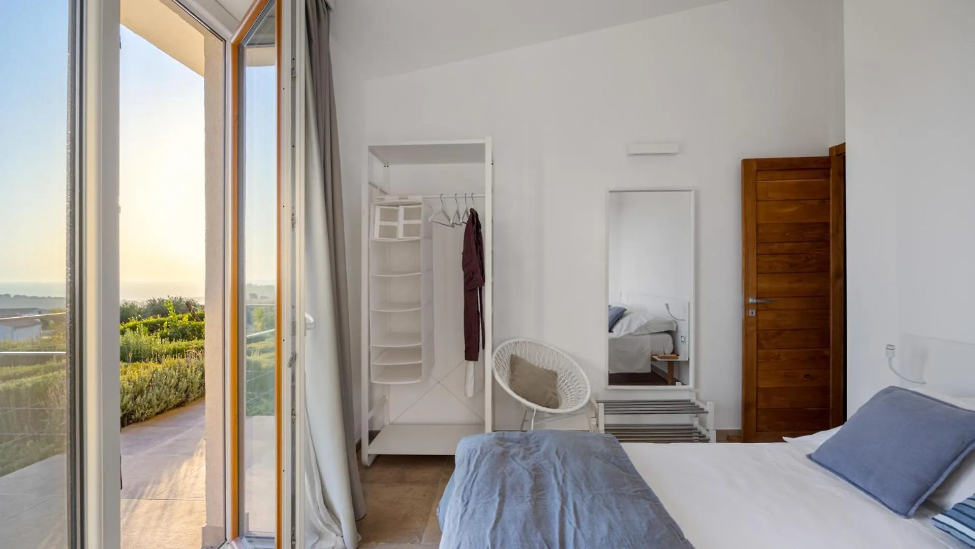 Villa Erakle A Luxury Villa With Amazing Sunset View Cattolica Eraclea 0*,  イタリア